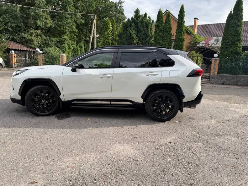 Toyota RAV4 2022 - 3