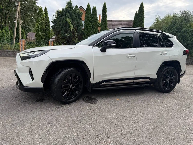 Toyota RAV4 2022 - 1