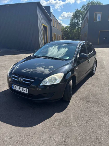 Kia Ceed 2007 - 1