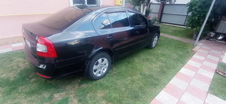 Skoda Octavia 2010 - 3