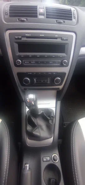Skoda Octavia 2010 - 14
