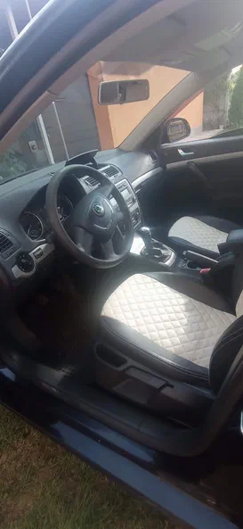 Skoda Octavia 2010 - 0