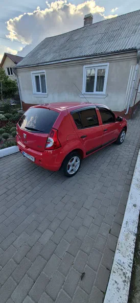 Dacia Sandero 2008 - 5