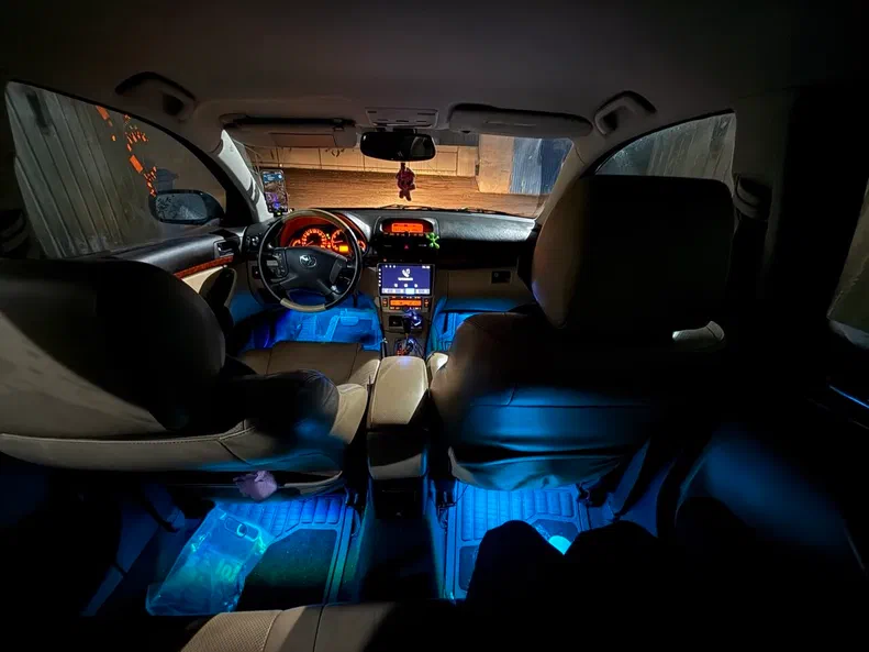 Toyota Avensis 2006 - 8