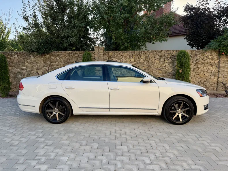 Volkswagen Passat 2013 - 5