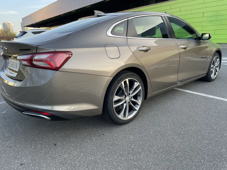 Chevrolet Malibu 2020 - 3