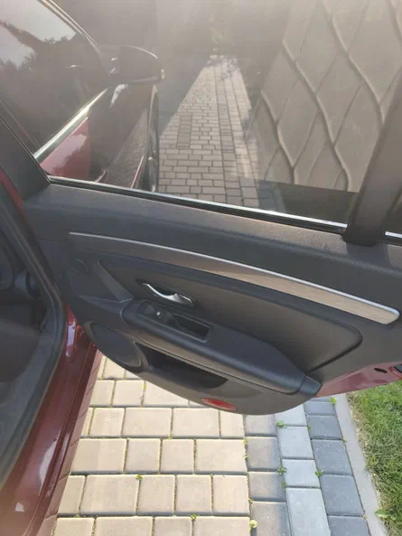 Renault Laguna 2011 - 6
