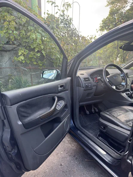 Ford C-MAX 2007 - 4