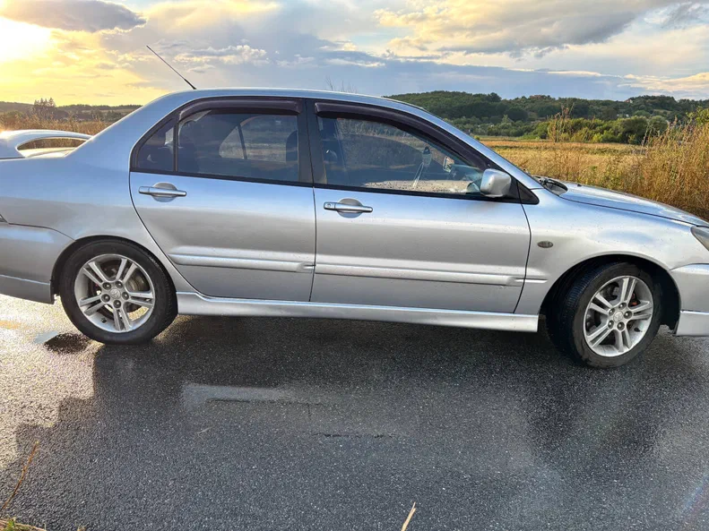 Mitsubishi Lancer 2006 - 2