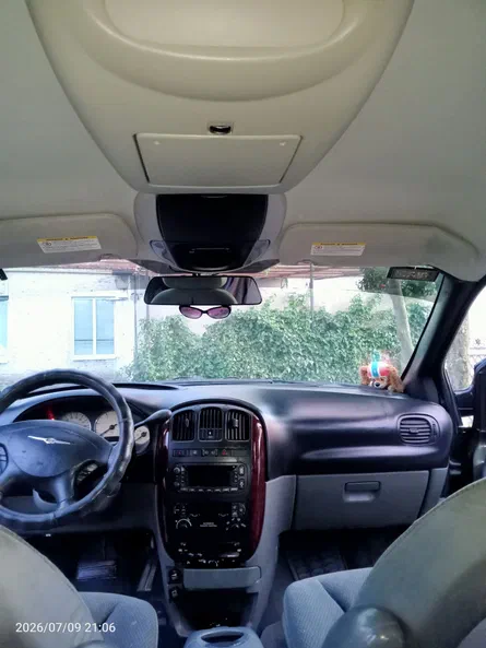 Chrysler Voyager 2004 - 6