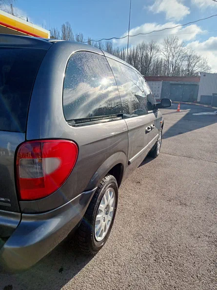 Chrysler Voyager 2004 - 3
