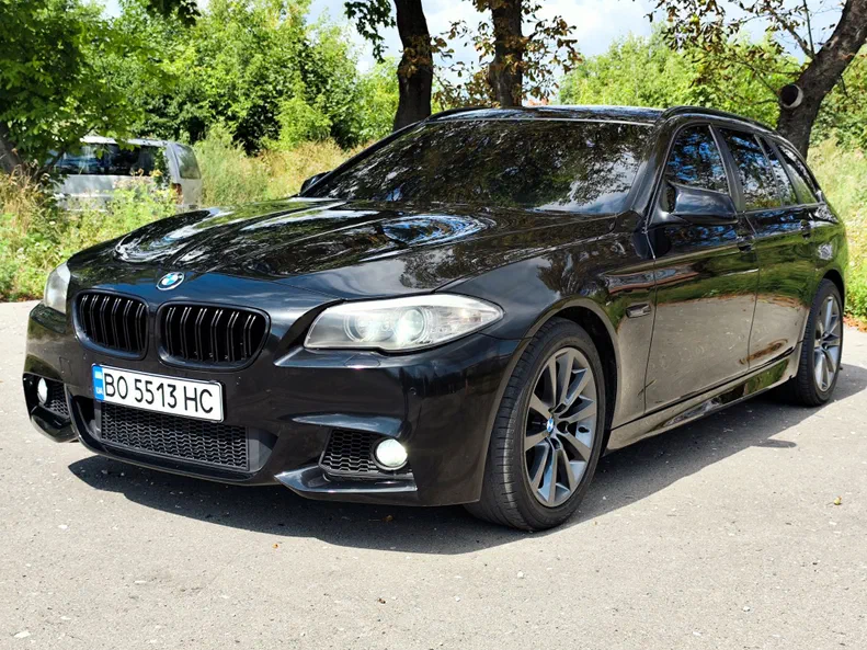 BMW 5 серія 2011 - 13