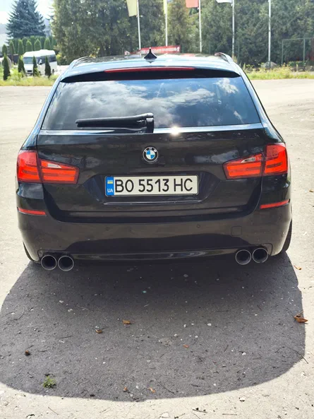 BMW 5 серія 2011 - 3