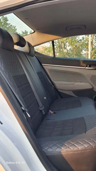 Hyundai Elantra 2016 - 6
