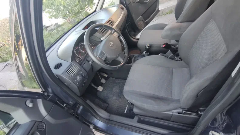 Opel Meriva 2010 - 5