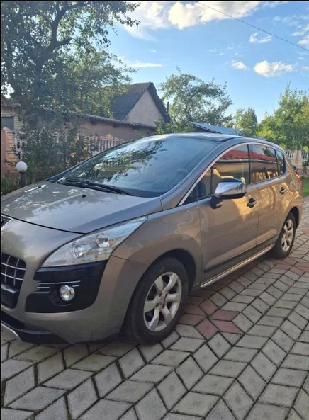 Peugeot 3008 2010 - 1