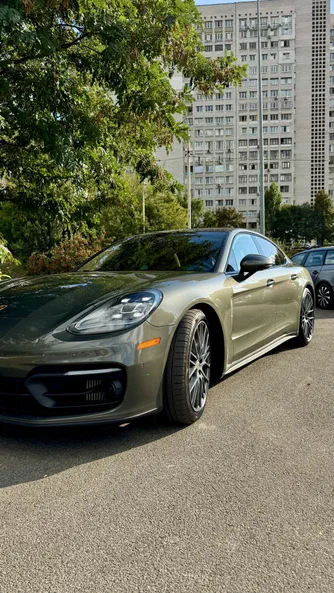 Porsche Panamera 2022 - 1