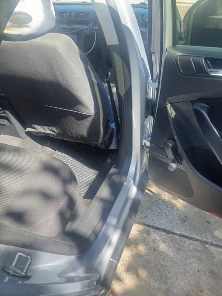 Volkswagen Passat 2010 - 16