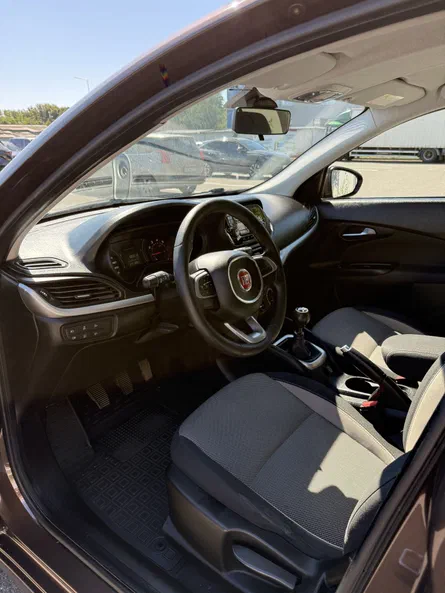 Fiat Tipo 2019 - 21