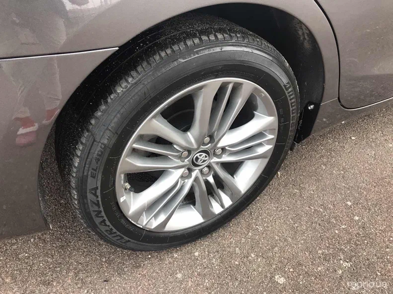 Toyota Camry 2016 - 6