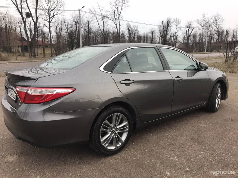 Toyota Camry 2016