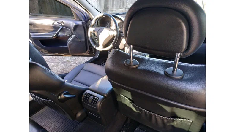 Mercedes-Benz C-Клас 2005 - 12