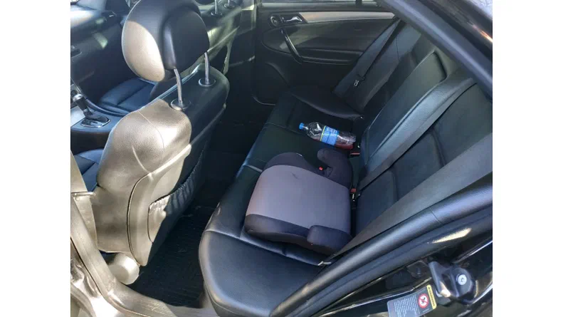 Mercedes-Benz C-Клас 2005 - 8