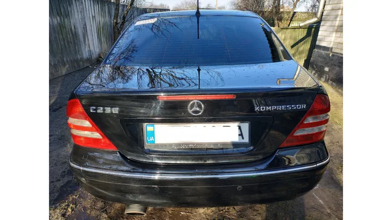Mercedes-Benz C-Клас 2005 - 3