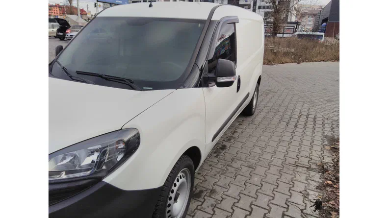 Fiat Doblo 2018 - 12
