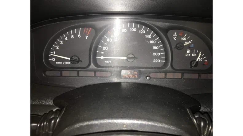 Opel Vectra 1997 - 20