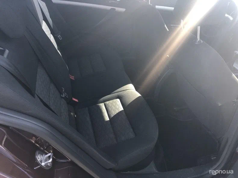 Skoda Octavia 2010 - 11