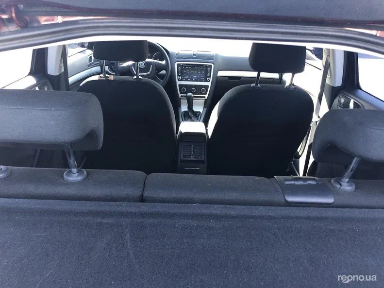 Skoda Octavia 2010 - 9