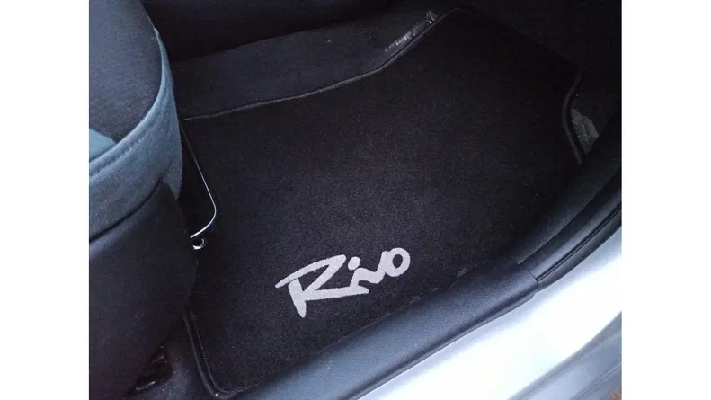 Kia Rio 2012 - 6