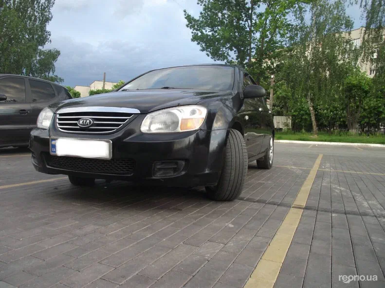Kia Cerato 2007 - 10