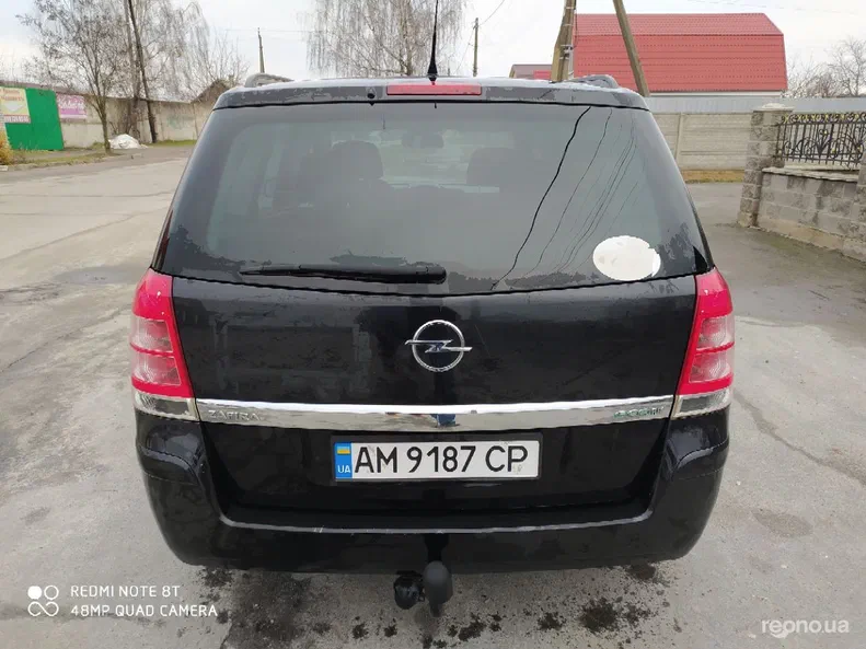 Opel Zafira 2011 - 8