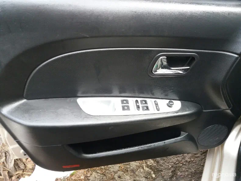 ЗАЗ Forza 2012 - 6