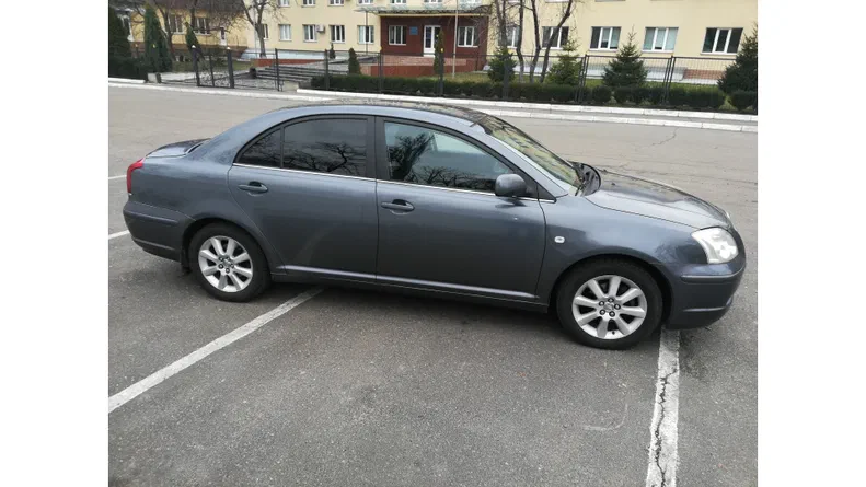 Toyota Avensis 2005 - 21
