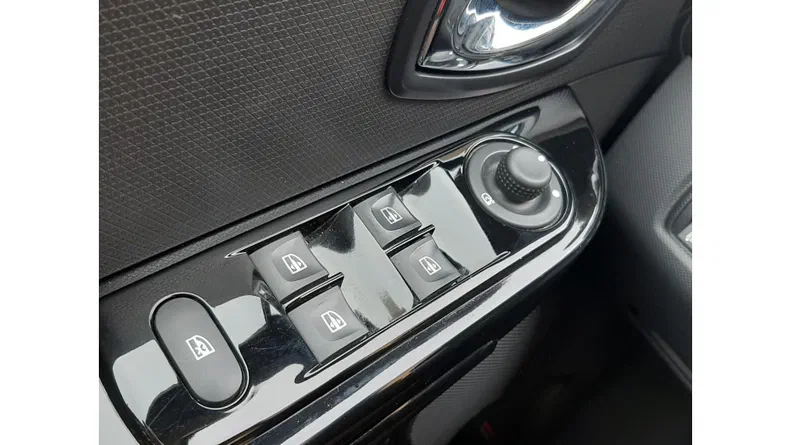 Renault Clio 2015 - 14