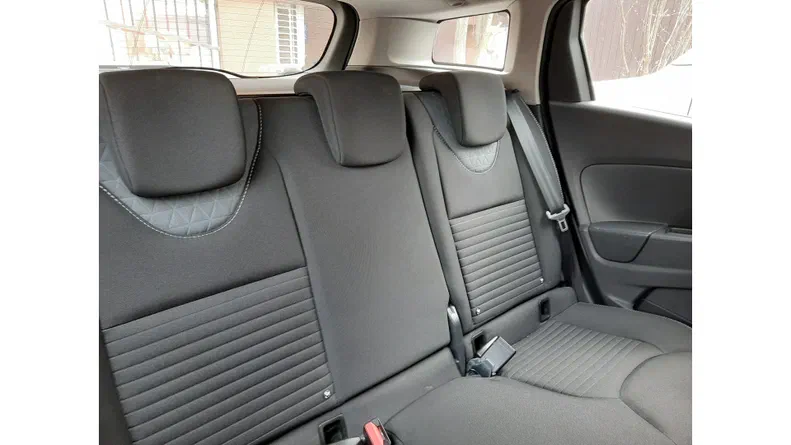 Renault Clio 2015 - 18