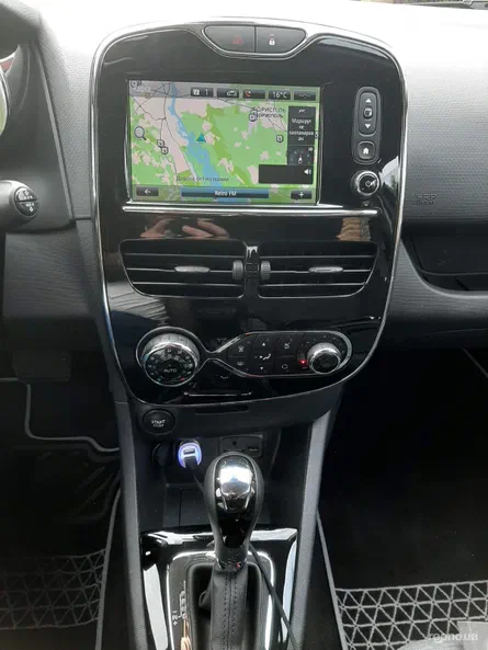 Renault Clio 2015 - 10
