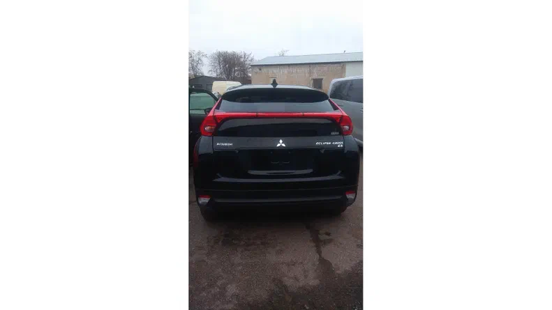 Mitsubishi Eclipse 2019