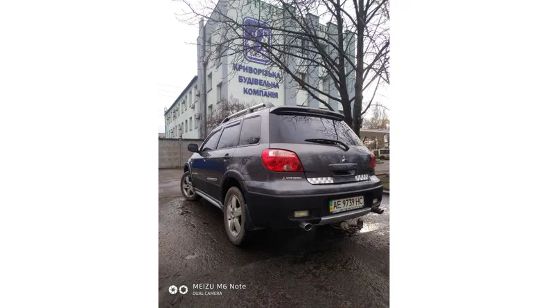 Mitsubishi Outlander 2005