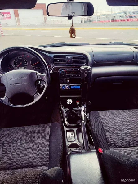 Subaru Legacy 2002 - 7