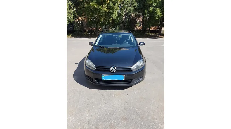 Volkswagen  Golf 2010