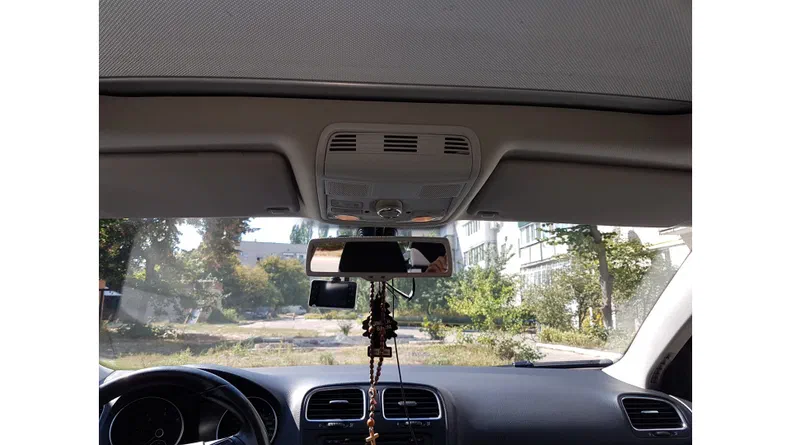 Volkswagen Golf 2010 - 6