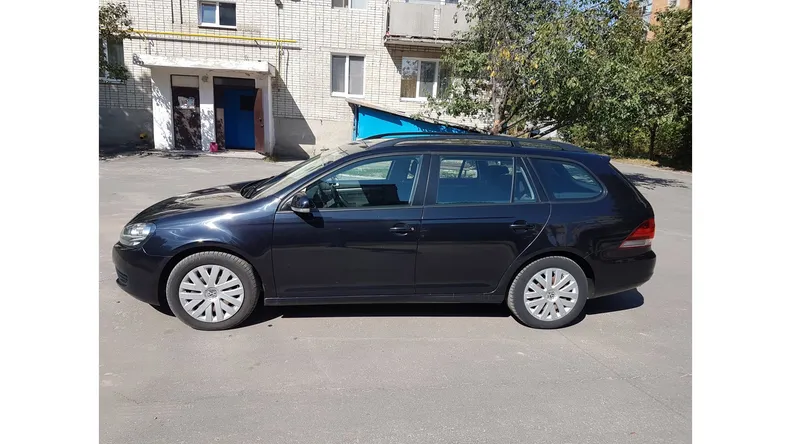 Volkswagen  Golf 2010