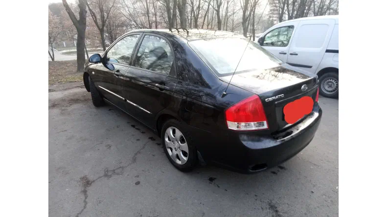 Kia Cerato 2008 - 5