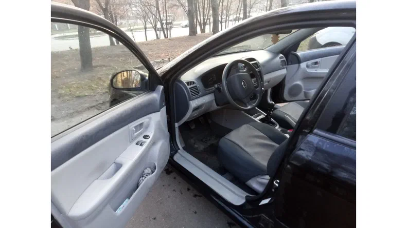 Kia Cerato 2008 - 11