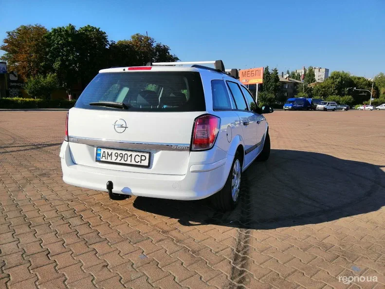 Opel Astra 2008
