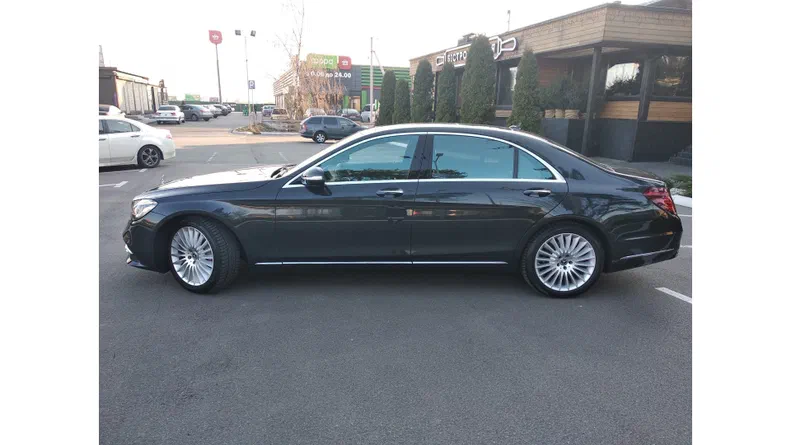 Mercedes-Benz S-Клас 2017 - 11
